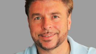 Reinhard Heinisch in Großaufnahme 